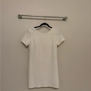 Lulu's Classic White Short Sleeve Top